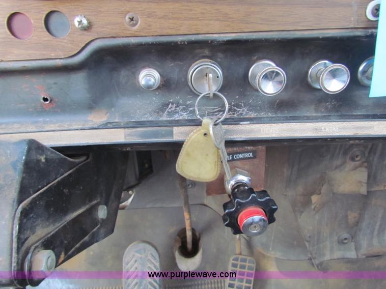 image for item B7363 1974 GMC Big Wheels 7500 sprayer