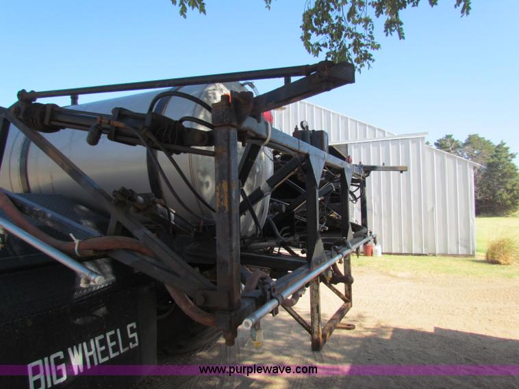 image for item B7363 1974 GMC Big Wheels 7500 sprayer