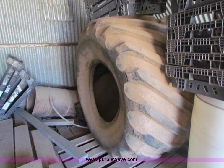 image for item B7363 1974 GMC Big Wheels 7500 sprayer