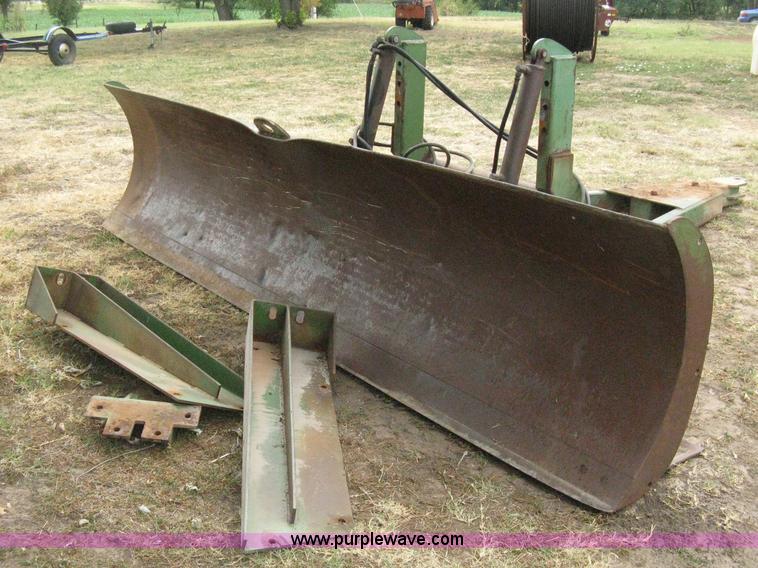 image for item B8034 John Deere 12' blade