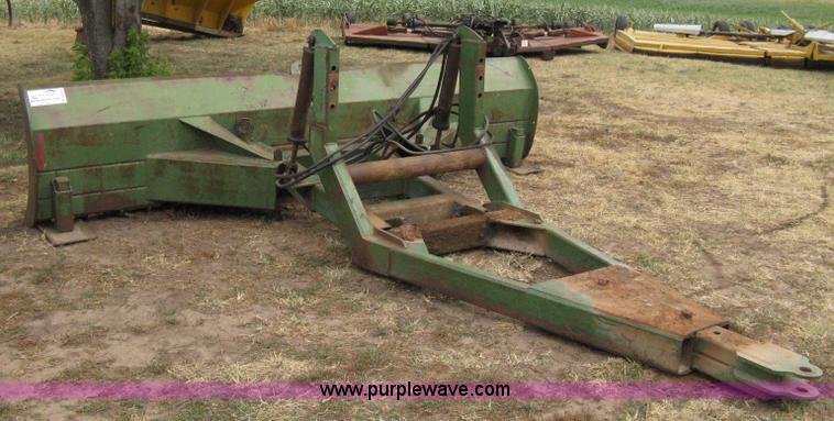 image for item B8034 John Deere 12' blade