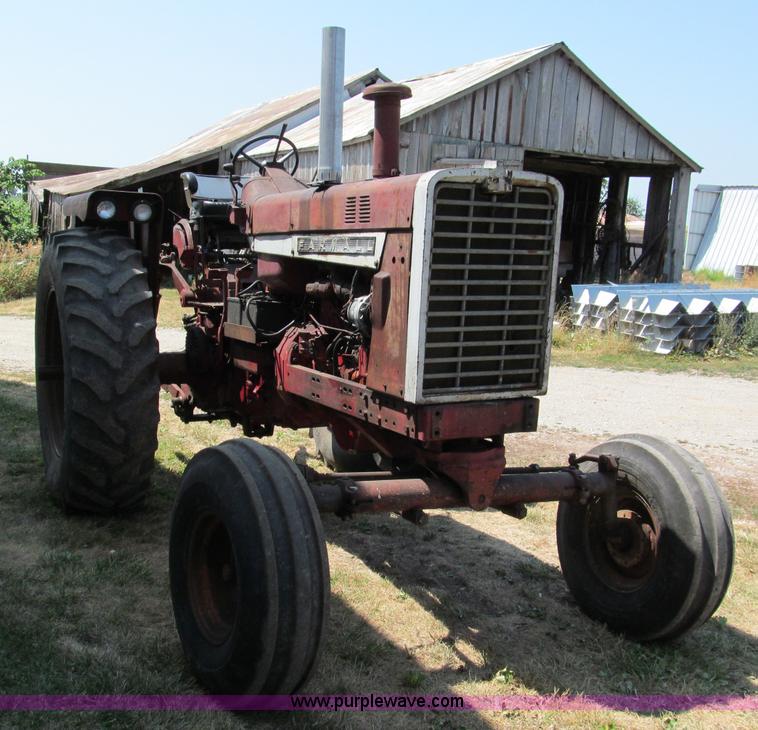 image for item C2430 Farmall 1206 tractor