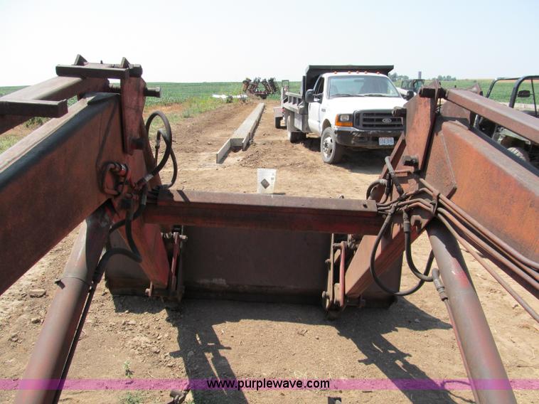 image for item C2432 Westendorf WL24 loader