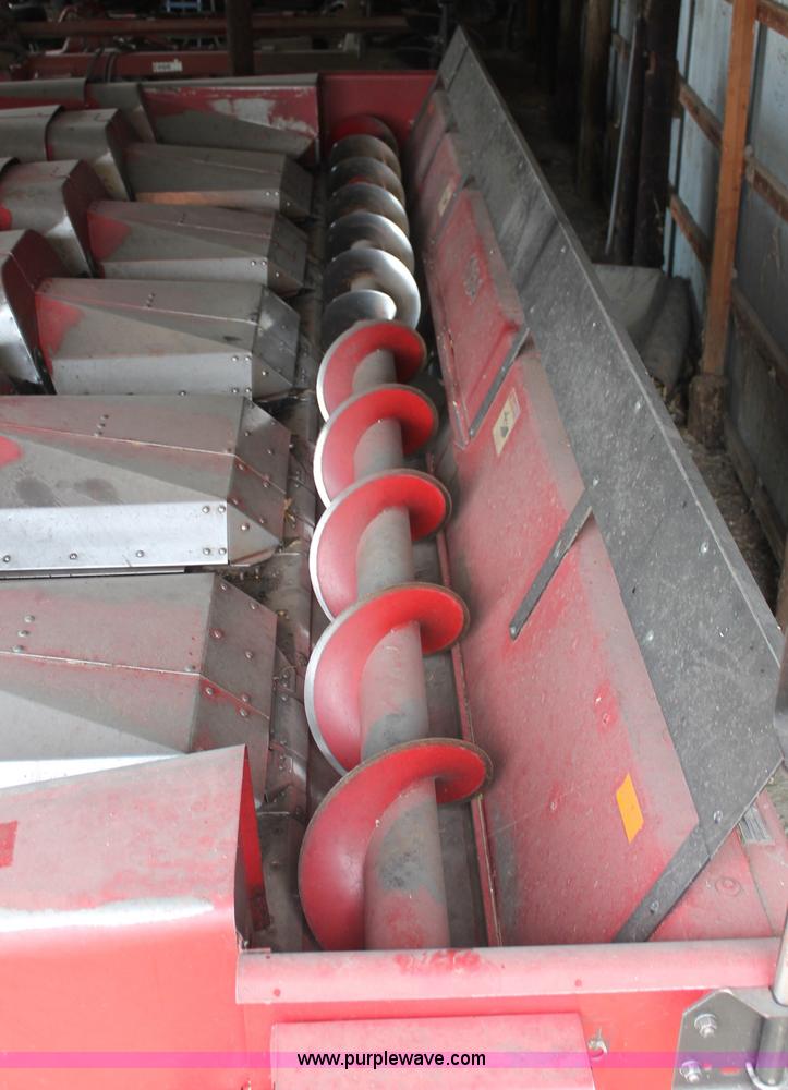 image for item C2688 Case IH 1064 corn header