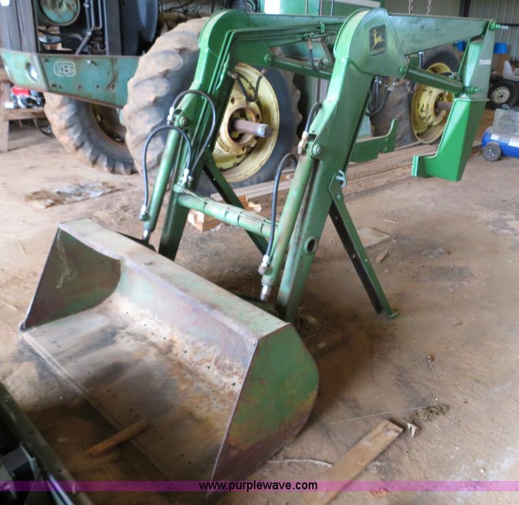 image for item C9732 John Deere 175 loader