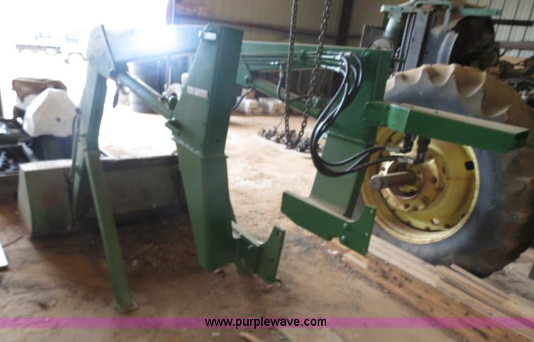 image for item C9732 John Deere 175 loader