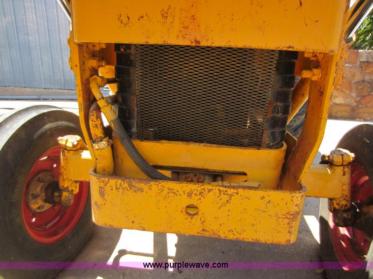 image for item D2048 Massey-Ferguson 30B tractor