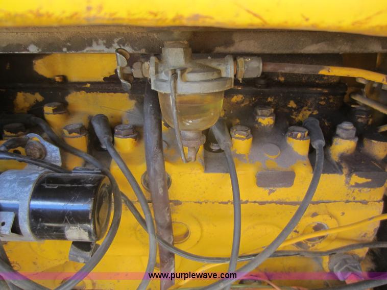 image for item D2048 Massey-Ferguson 30B tractor