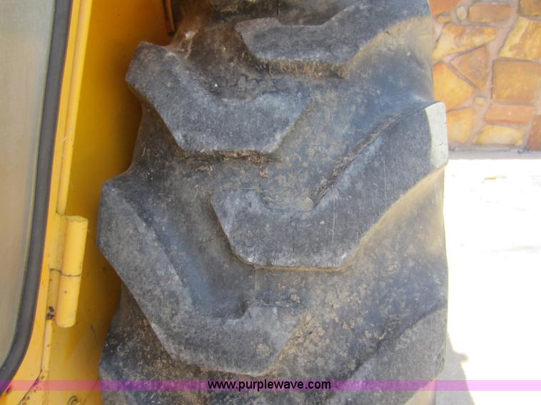 image for item D2048 Massey-Ferguson 30B tractor