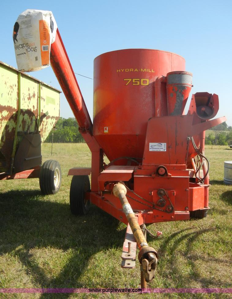 image for item D4292 Brady Hydra-Mill 750 feeder