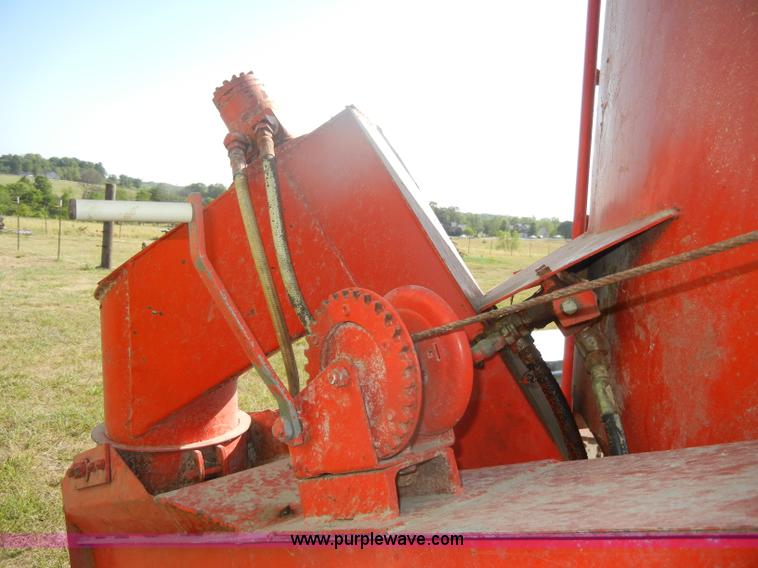 image for item D4292 Brady Hydra-Mill 750 feeder