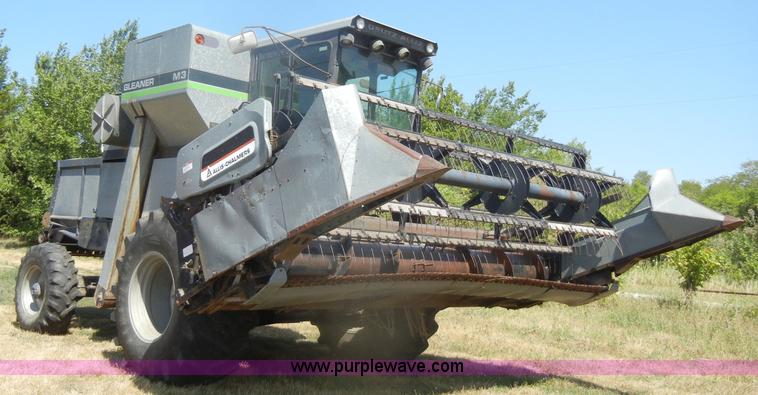 image for item D4296 1986 Gleaner M3 RWA combine