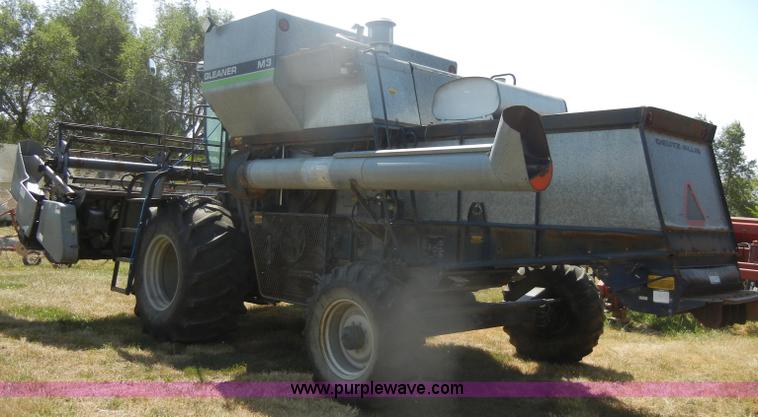 image for item D4296 1986 Gleaner M3 RWA combine