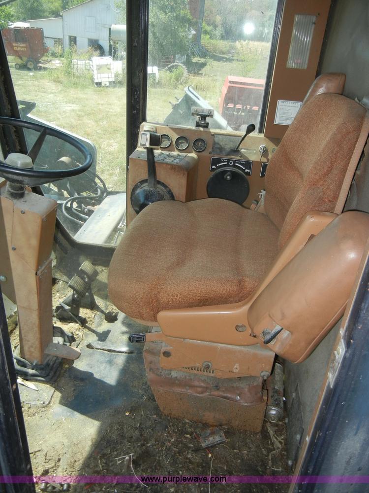 image for item D4296 1986 Gleaner M3 RWA combine