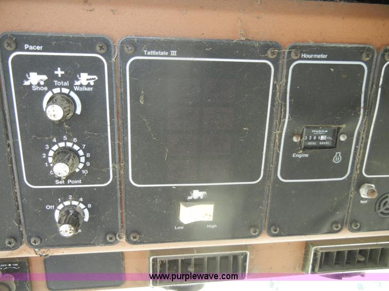 image for item D4296 1986 Gleaner M3 RWA combine