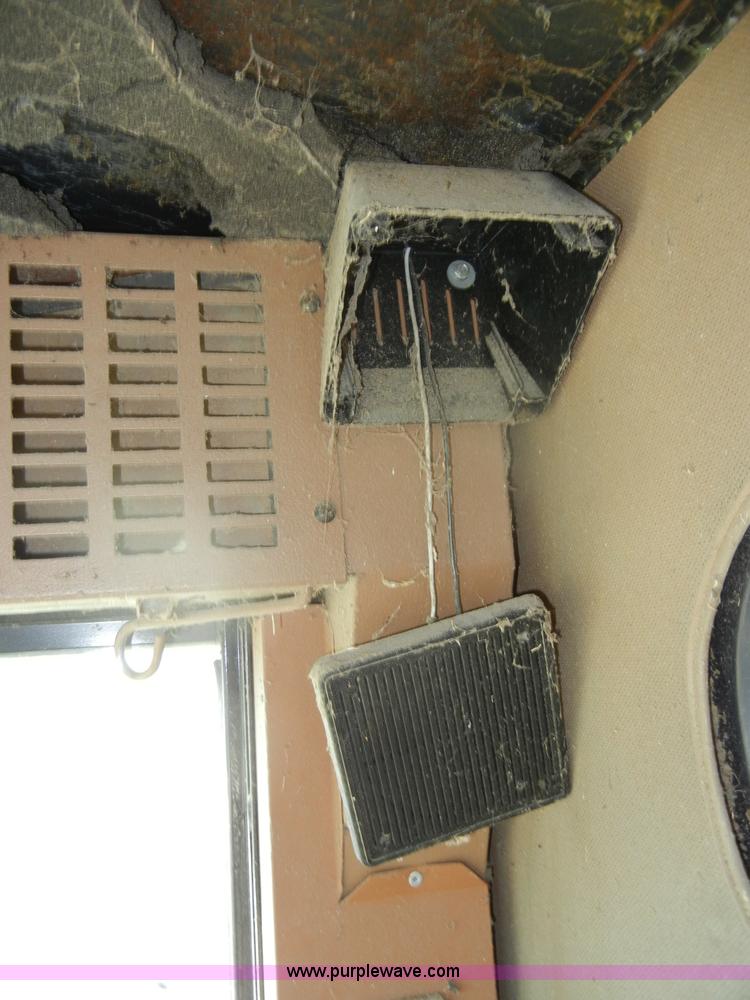 image for item D4296 1986 Gleaner M3 RWA combine