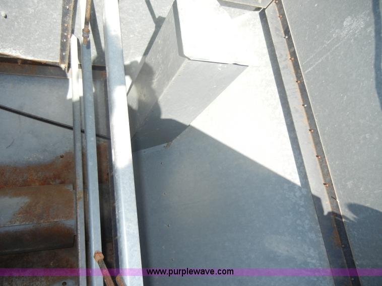 image for item D4296 1986 Gleaner M3 RWA combine