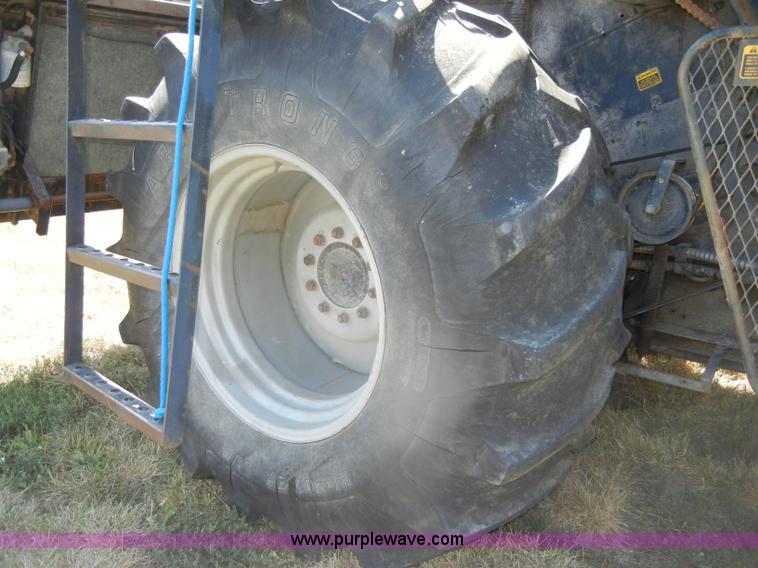 image for item D4296 1986 Gleaner M3 RWA combine