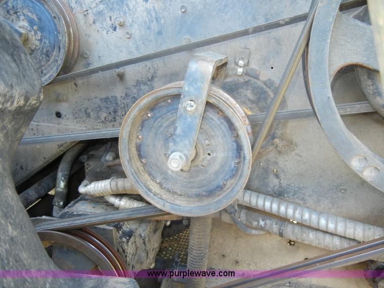 image for item D4296 1986 Gleaner M3 RWA combine