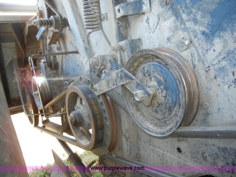 image for item D4296 1986 Gleaner M3 RWA combine