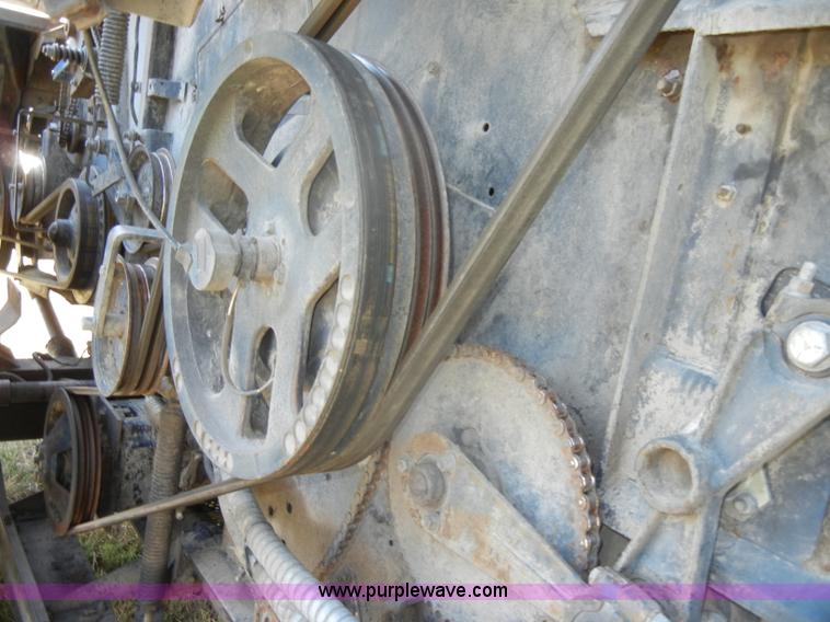 image for item D4296 1986 Gleaner M3 RWA combine