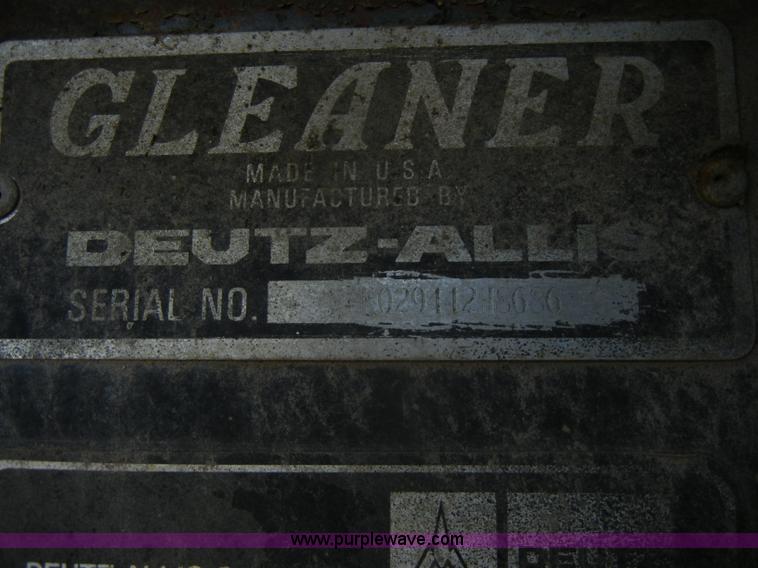 image for item D4296 1986 Gleaner M3 RWA combine