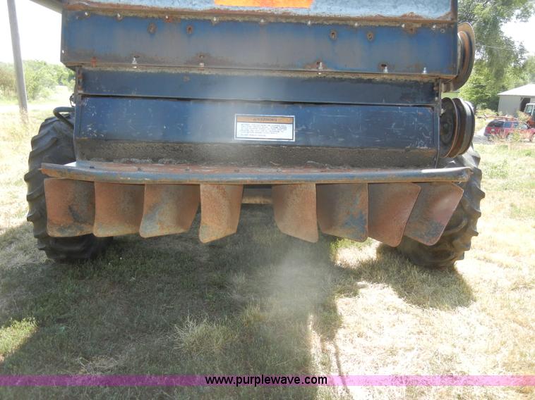 image for item D4296 1986 Gleaner M3 RWA combine