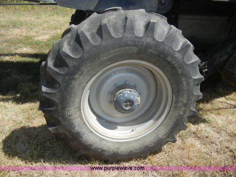 image for item D4296 1986 Gleaner M3 RWA combine