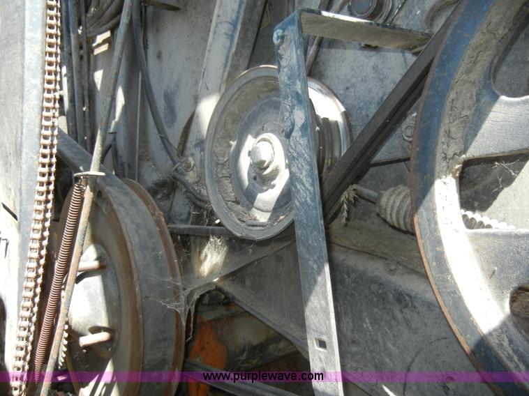 image for item D4296 1986 Gleaner M3 RWA combine