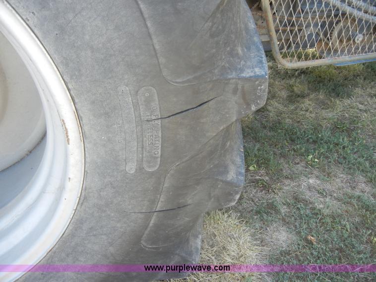 image for item D4296 1986 Gleaner M3 RWA combine