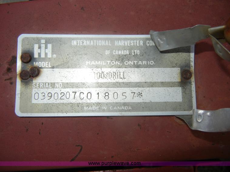 image for item D4298 International 5100 drill