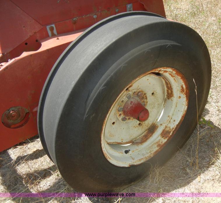 image for item D4298 International 5100 drill