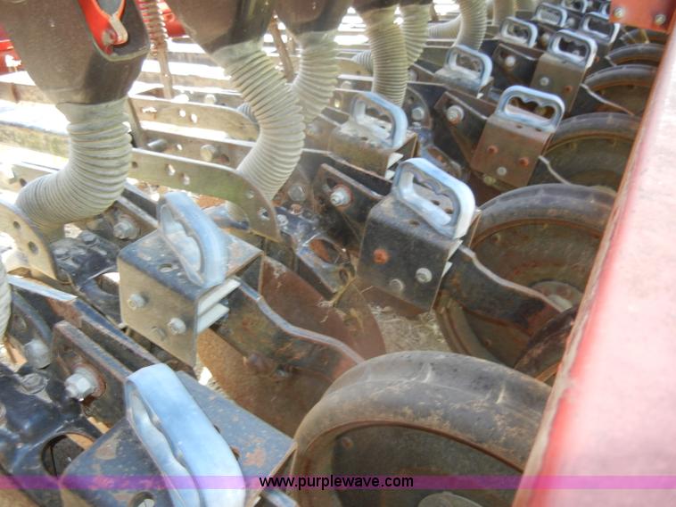 image for item D4298 International 5100 drill