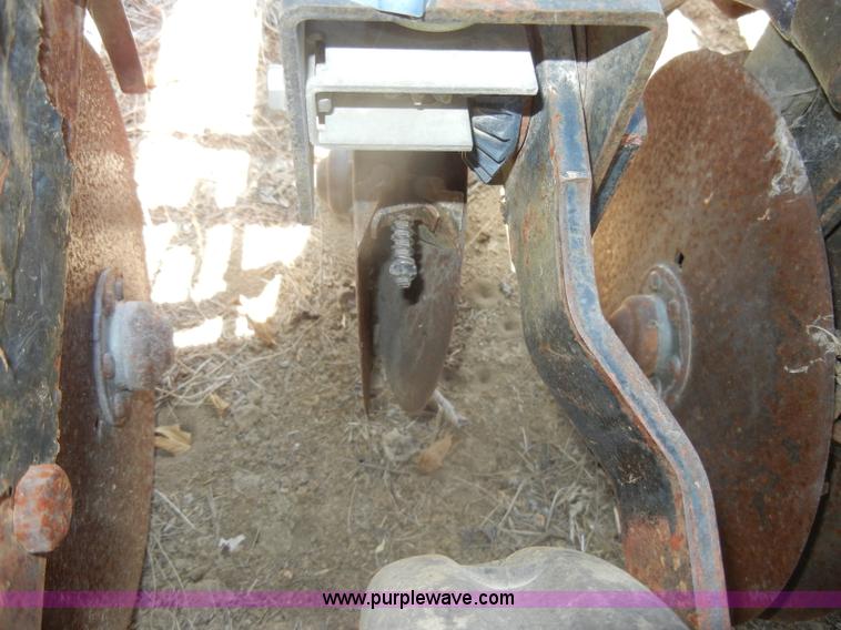 image for item D4298 International 5100 drill