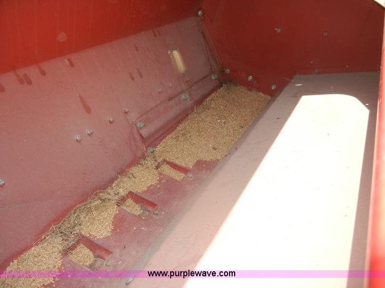 image for item D4298 International 5100 drill