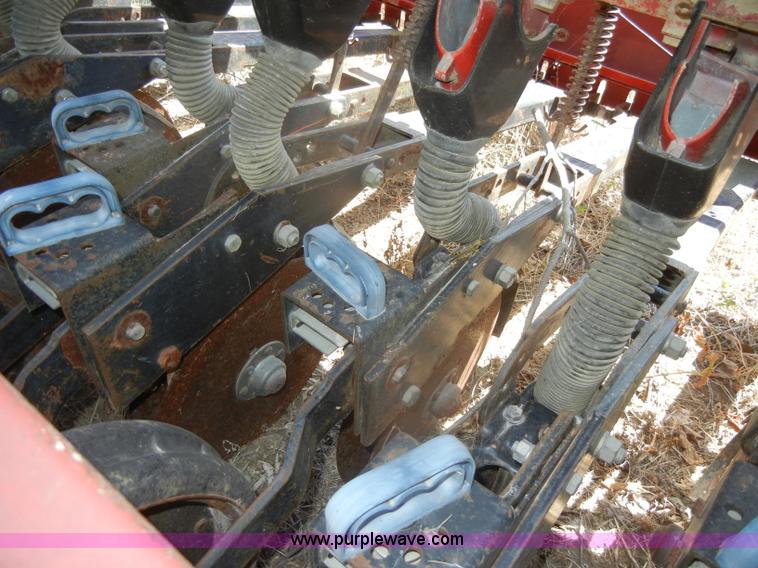image for item D4298 International 5100 drill