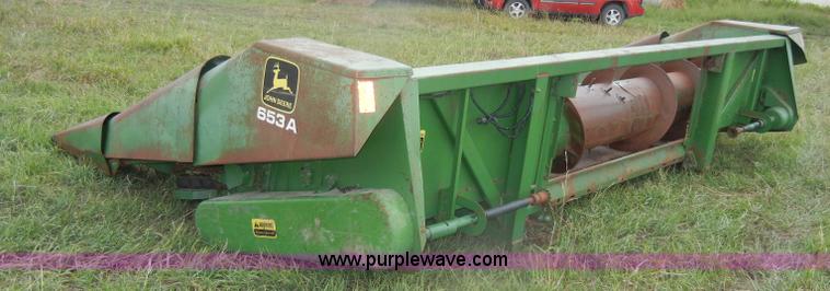 image for item D4318 John Deere 653A six row header