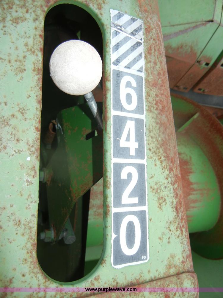 image for item D4318 John Deere 653A six row header