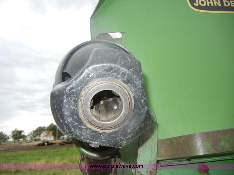 image for item D4319 John Deere 714A forage wagon