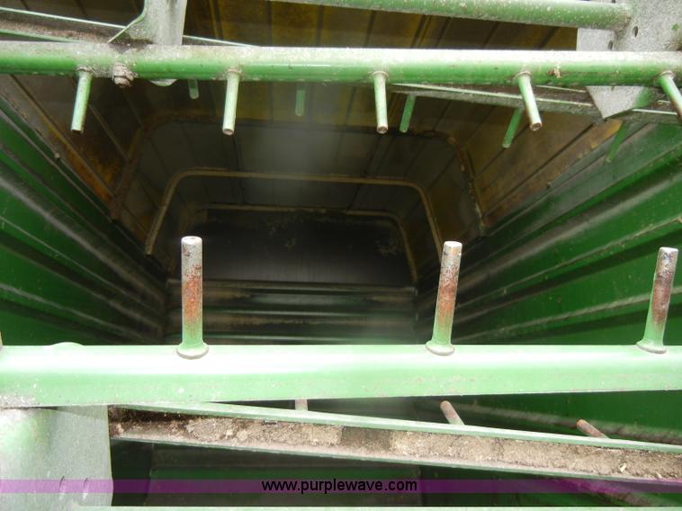 image for item D4319 John Deere 714A forage wagon