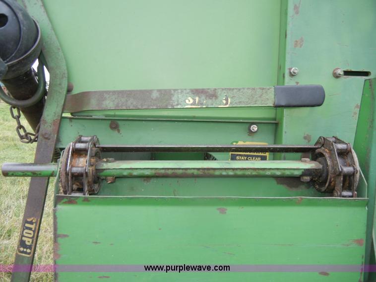 image for item D4319 John Deere 714A forage wagon