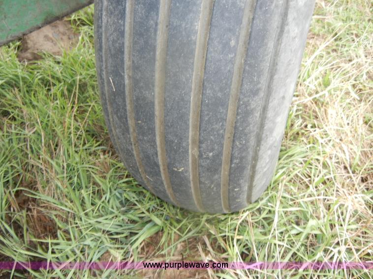 image for item D4320 John Deere 714A forage wagon