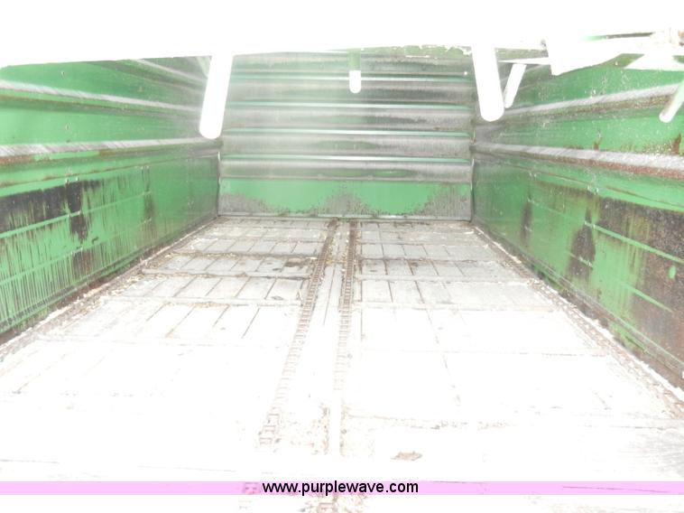 image for item D4320 John Deere 714A forage wagon