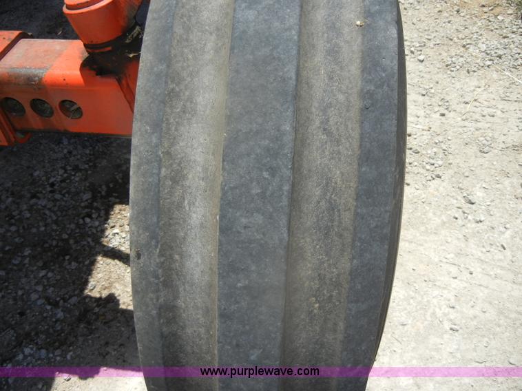 image for item D4378 1978 Case 1370 tractor