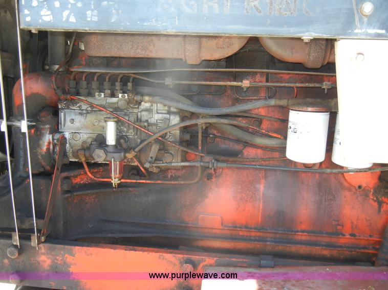 image for item D4378 1978 Case 1370 tractor