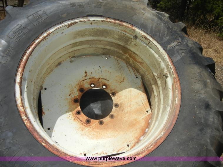 image for item D4378 1978 Case 1370 tractor