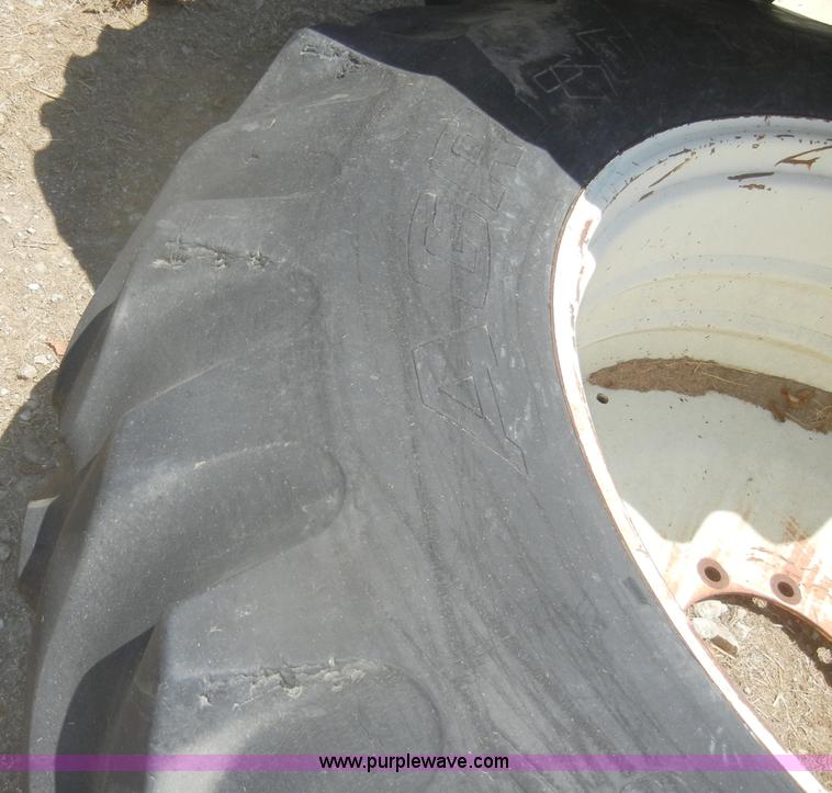 image for item D4378 1978 Case 1370 tractor