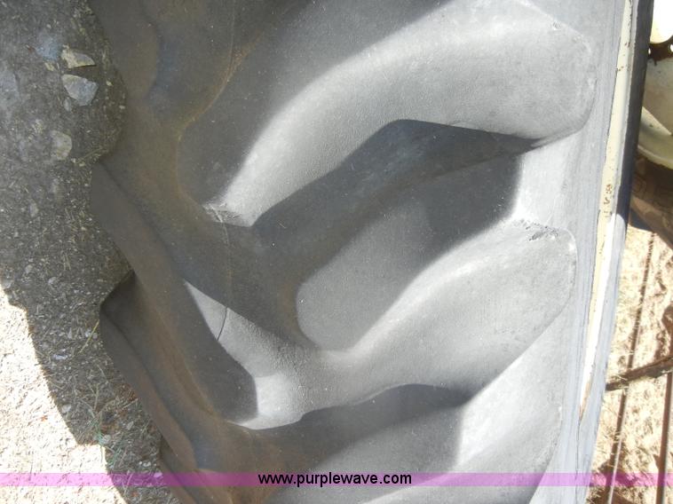 image for item D4378 1978 Case 1370 tractor