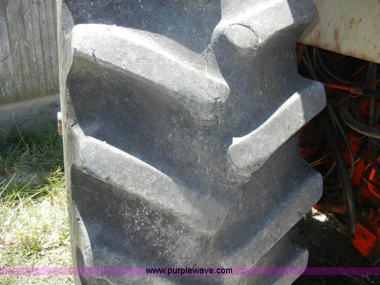 image for item D4379 1979 Case 2290 tractor