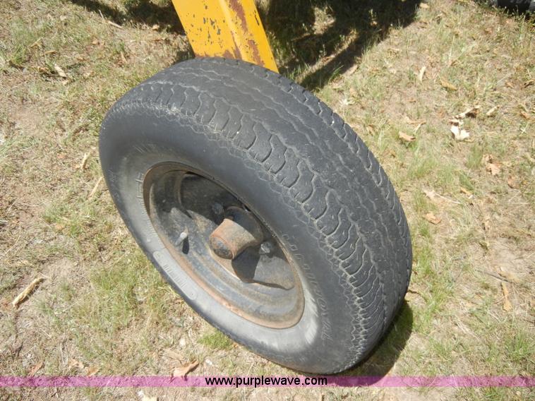 image for item D4380 Vermeer R21A twin rake